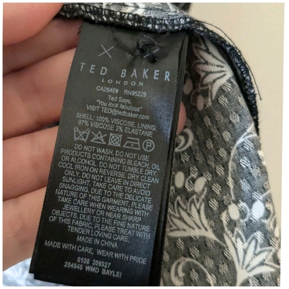 Ted Baker Baylei V-neck Paisley-print Crepe Midi Dress In Black - Picture 7 of 9